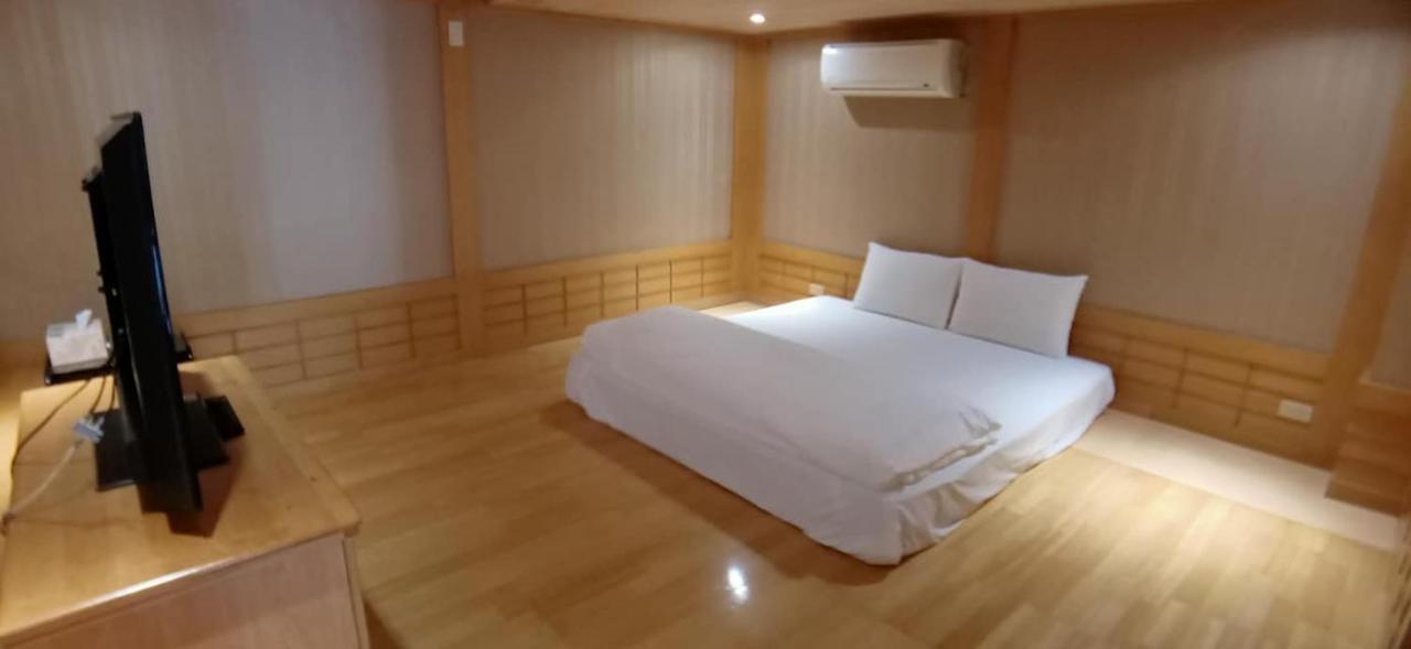 Wen Mei Motel Nantou ภายนอก รูปภาพ